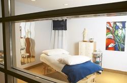 acupuncture treatment room